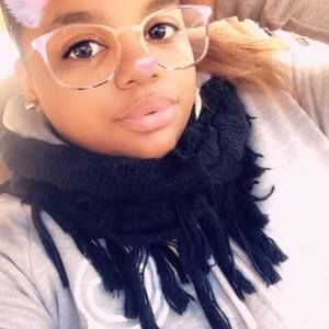 Meet your Posher, Loretta